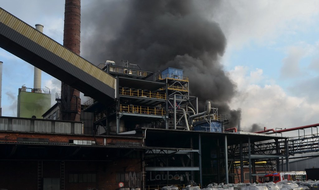 Einsatz BF Koeln Mechernich Werk Orion Harry Kloepferstr P19.JPG - Miklos Laubert